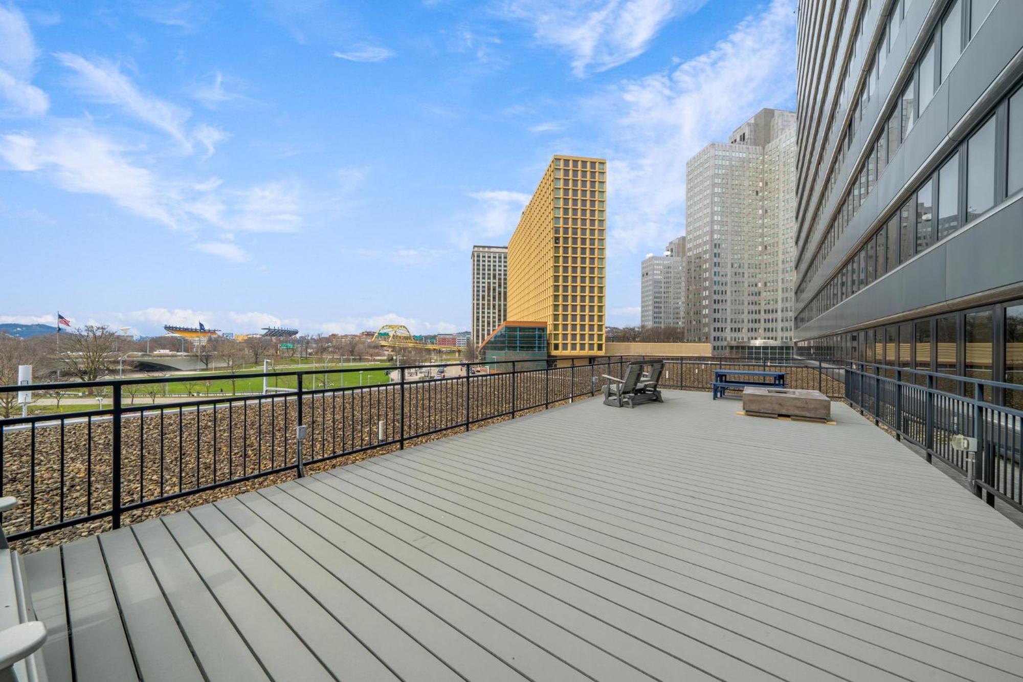 Sweeping Stadium Views Wonderfully Located 24-7 Parking Gym Lounge Pittsburgh Exterior foto